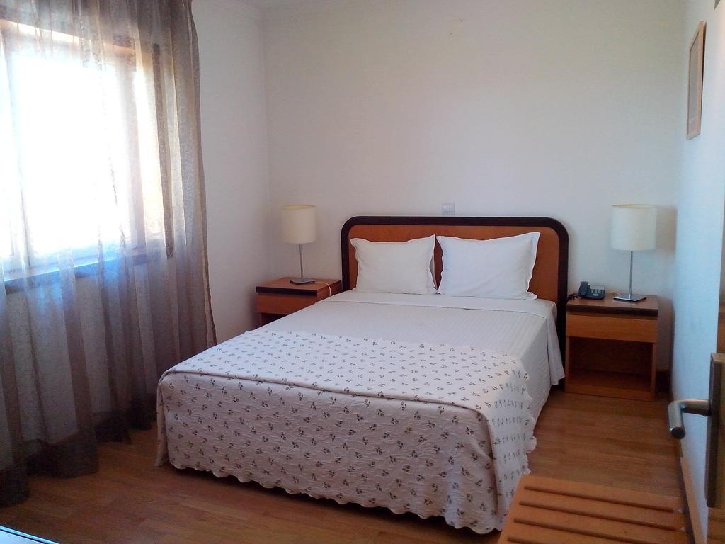 Hotel Mirafresno Миранда-ду-Дору Номер фото
